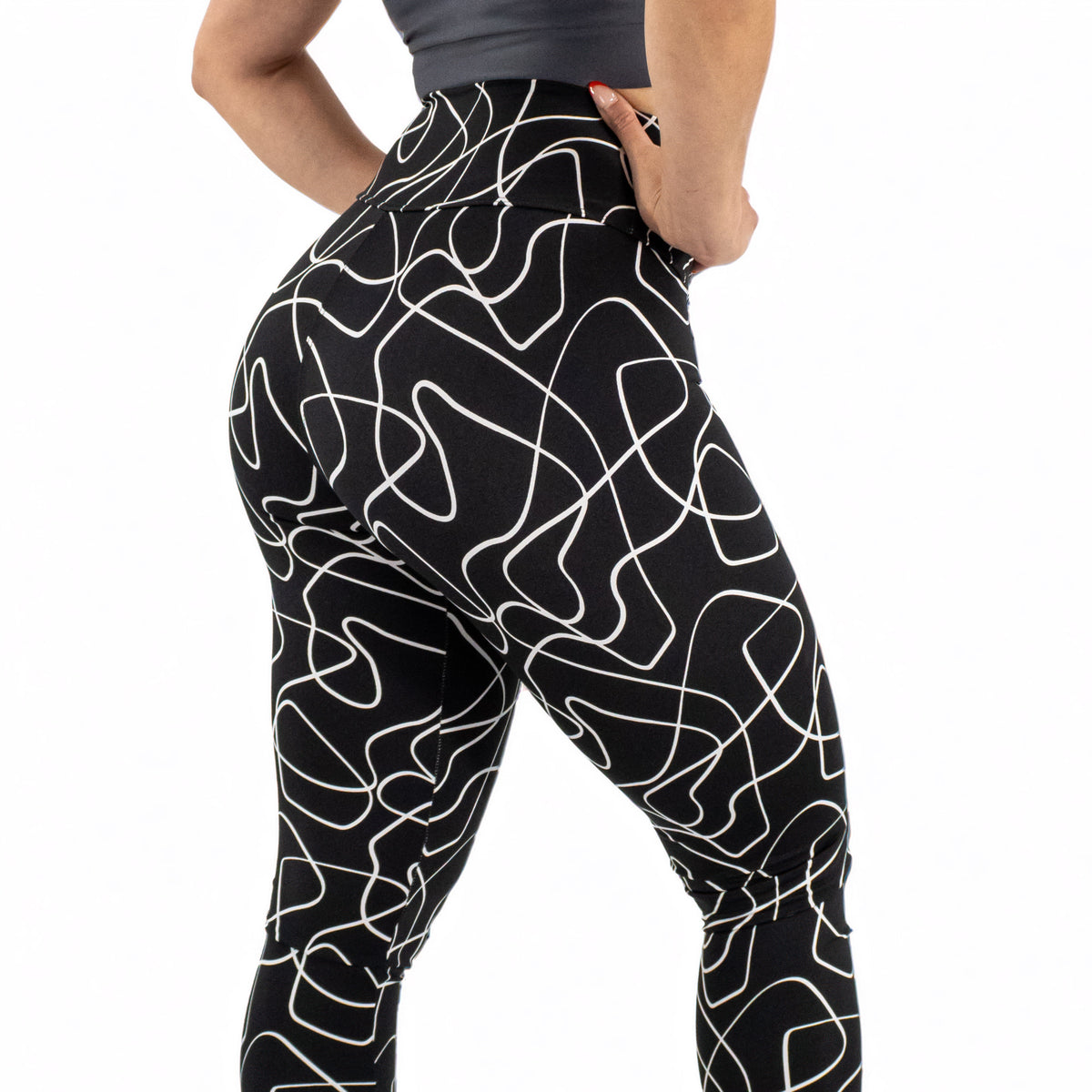 B_W_Legging Right Side
