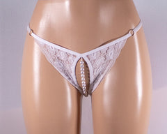 White G-String Pearl